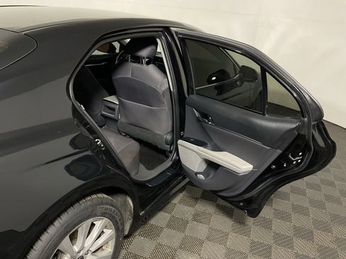 Used 2020 Toyota Camry LE w/ Convenience Package AWD/4WD image 33