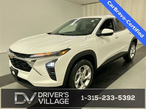 Certified 2025 Chevrolet Trax LS w/ LS Convenience Package image 5