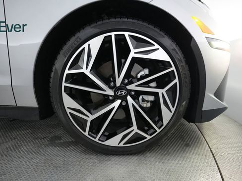 Used 2023 Hyundai Ioniq 6 Limited RWD image 20