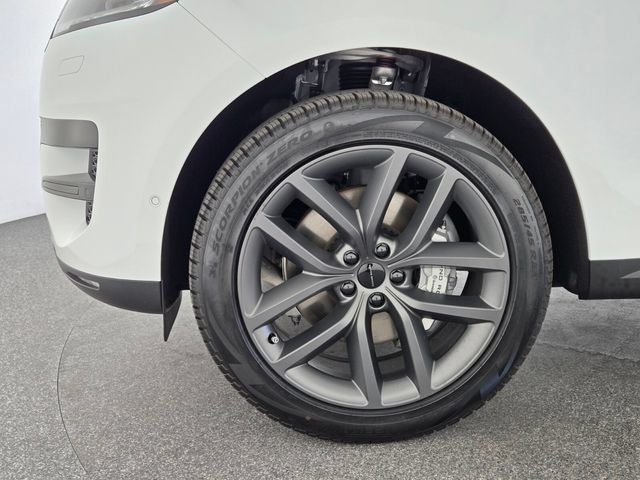 New 2026 Land Rover Range Rover Sport SE AWD/4WD image 9