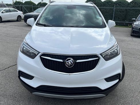 Used 2018 Buick Encore Preferred FWD image 2