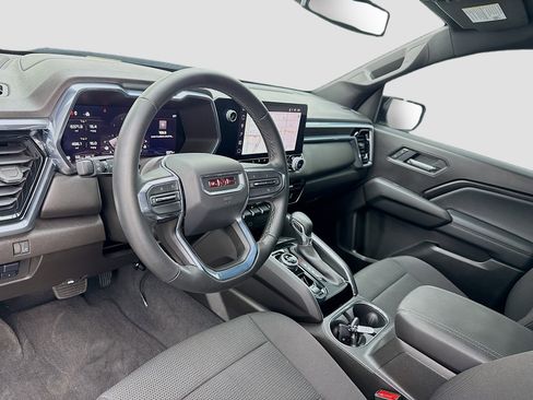 Used 2025 GMC Canyon Elevation w/ Convenience Package image 7