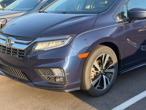 Used 2018 Honda Odyssey Elite image 4