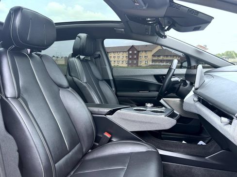 Used 2026 Cadillac Optiq Sport 2 w/ LPO, Floor Liner Package AWD/4WD image 19
