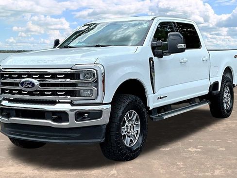 Certified 2026 Ford F250 Lariat AWD/4WD image 4