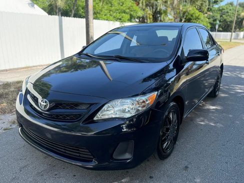 Used 2012 Toyota Corolla LE FWD image 6