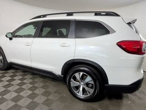 Used 2023 Subaru Ascent Premium w/ Convenience Package AWD/4WD image 7