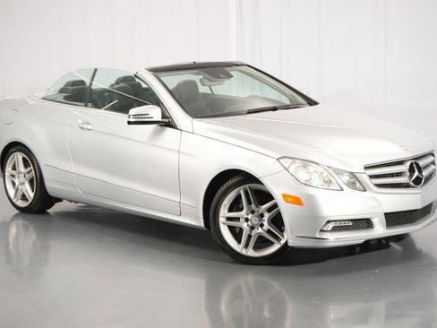 Used 2011 Mercedes-Benz E 350 Cabriolet image 9
