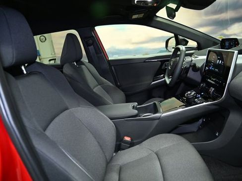 Certified 2024 Subaru Solterra Premium image 59