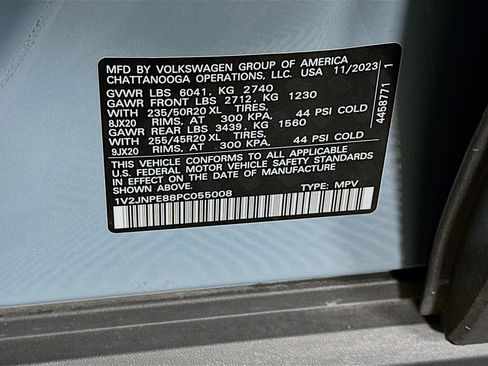 Used 2023 Volkswagen ID.4 Pro S Plus AWD/4WD image 12