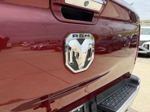 Used 2019 RAM 1500 Laramie RWD image 11