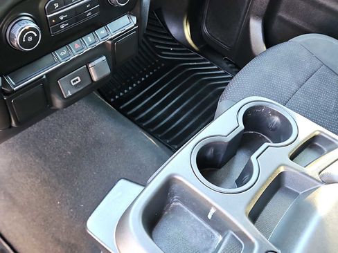 Used 2020 Chevrolet Silverado 1500 Custom w/ Custom Value Package image 20