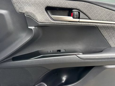 Used 2025 Toyota Camry XLE w/ Premium Plus Package FWD image 21