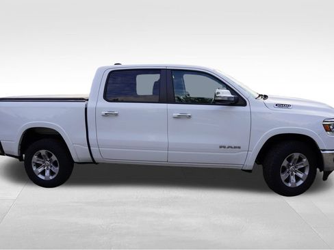 Used 2021 RAM 1500 Laramie AWD/4WD image 2