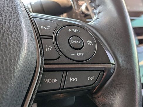 Used 2023 Toyota Camry SE image 13