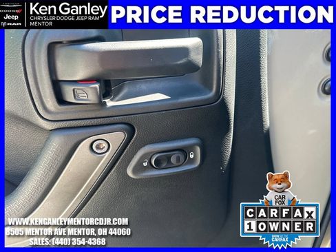 Used 2018 Jeep Wrangler Unlimited Sport S AWD/4WD image 12