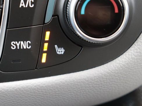 Used 2024 Chevrolet Equinox LT image 15