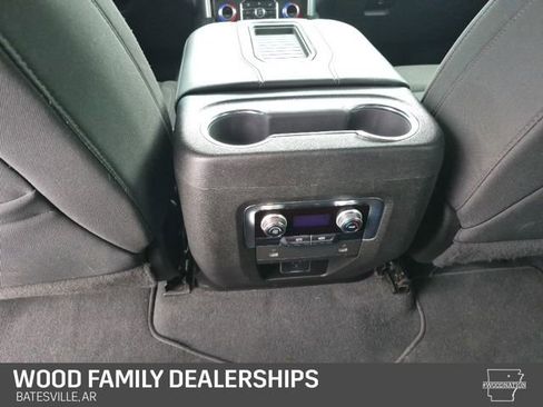 Used 2022 GMC Yukon XL SLE image 21