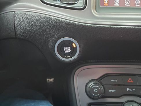 Used 2023 Dodge Challenger R/T w/ Blacktop Package image 19