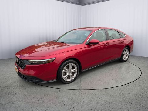 Certified 2024 Honda Accord LX image 7
