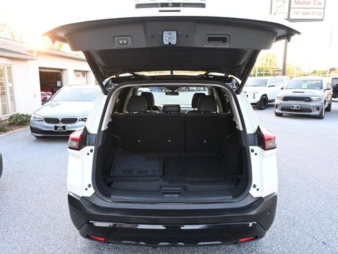 Used 2023 Nissan Rogue SV w/ SV Premium B Package AWD/4WD image 15