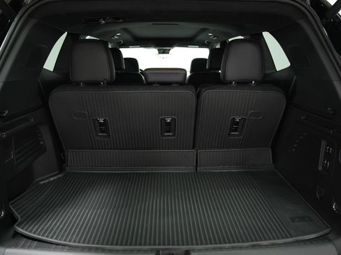 New 2026 GMC Acadia Denali Ultimate AWD/4WD image 13