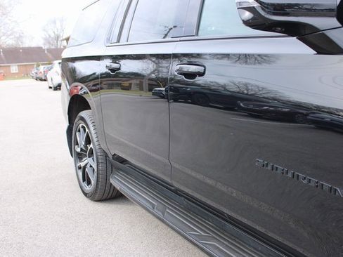 Used 2024 Chevrolet Suburban RST w/ Luxury Package image 48