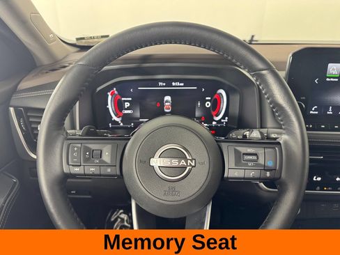 Used 2023 Nissan Rogue Platinum AWD/4WD image 17