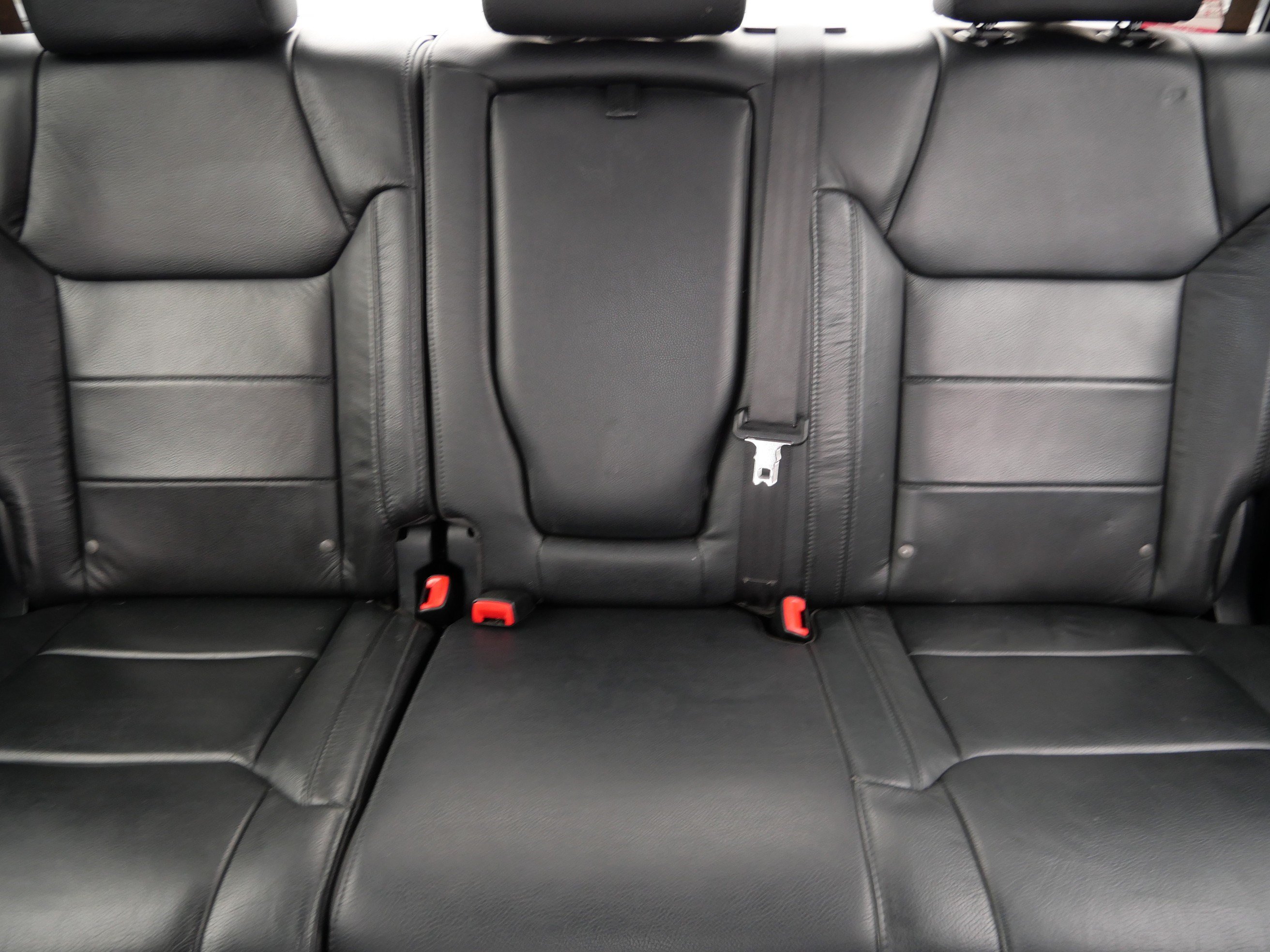Used 2015 Toyota Tundra Limited w/ Limited Premium Package AWD/4WD image 13