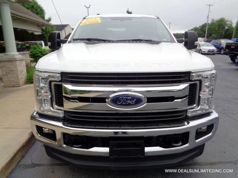 Used 2019 Ford F250 XLT w/ XLT Value Package image 22