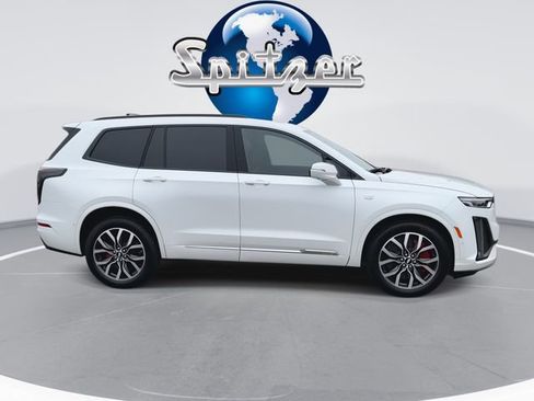 New 2025 Cadillac XT6 Sport w/ Technology Package image 9