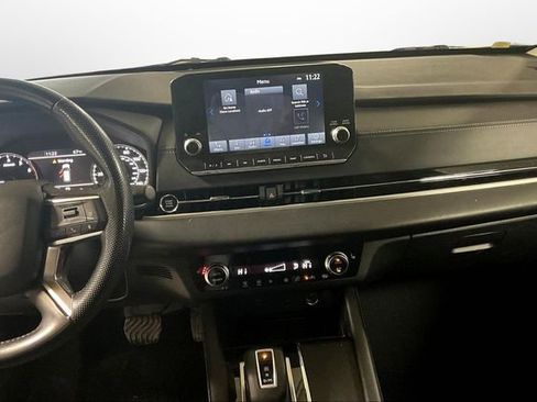 Used 2022 Mitsubishi Outlander SE image 6