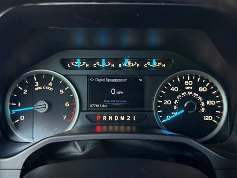 Used 2016 Ford F150 XLT w/ Equipment Group 302A Luxury AWD/4WD image 54