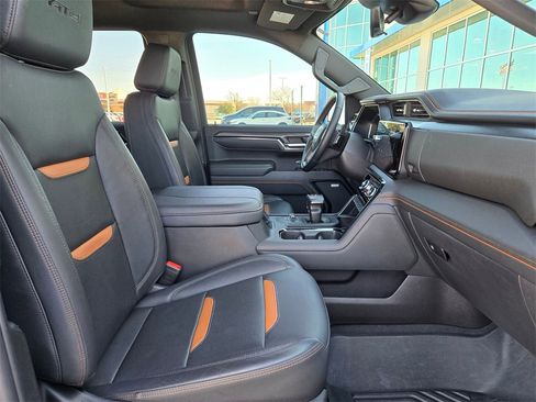 Used 2024 GMC Sierra 1500 AT4 w/ Technology Package image 24