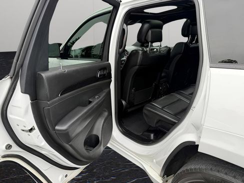 Used 2019 Jeep Grand Cherokee High Altitude AWD/4WD image 31