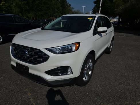 Used 2022 Ford Edge Titanium AWD/4WD image 1