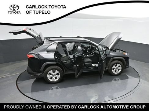 Used 2021 Toyota RAV4 XLE FWD image 46