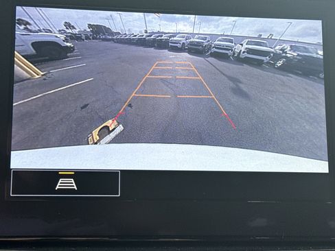 Certified 2024 Chevrolet Traverse LT image 24