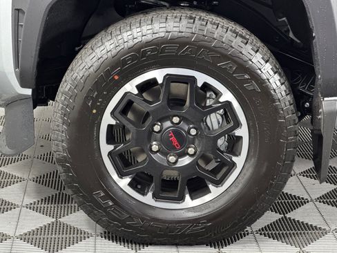 New 2025 Toyota Tacoma TRD Off-Road image 24