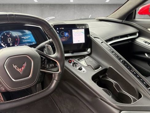 Used 2025 Chevrolet Corvette Stingray Premium Conv w/ 3LT RWD image 3