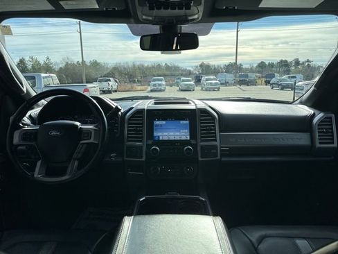 Used 2018 Ford F350 Platinum w/ Platinum Ultimate Package image 43