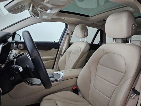 Certified 2020 Mercedes-Benz GLC 300 4MATIC image 8