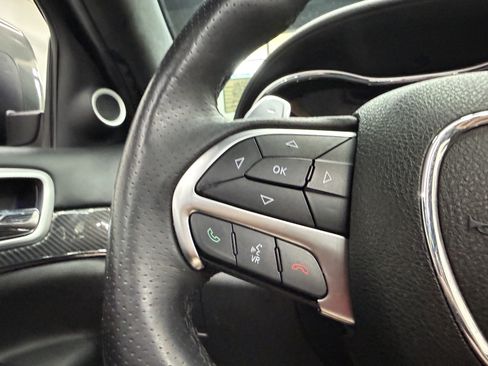 Used 2016 Jeep Grand Cherokee SRT AWD/4WD image 14