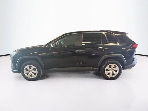 Used 2025 Toyota RAV4 LE AWD/4WD image 4
