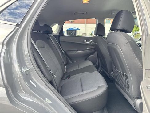 Used 2023 Hyundai Kona SE w/ Cargo Package image 32