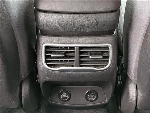 Used 2023 Hyundai Santa Fe SEL image 17