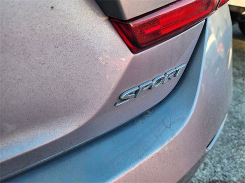 Used 2022 Honda Accord Sport image 9