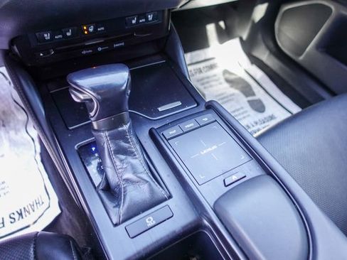 Used 2021 Lexus ES 250 w/ Premium Package image 21