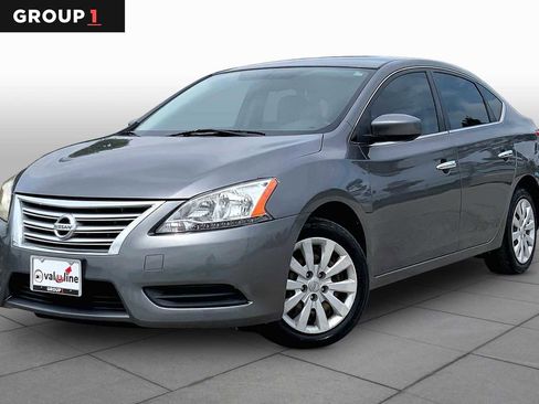 Used 2015 Nissan Sentra S FWD image 1