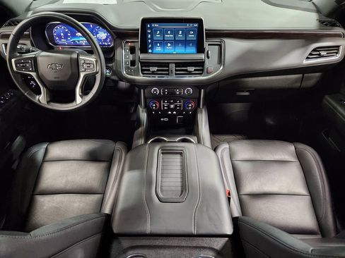 Used 2023 Chevrolet Suburban Z71 w/ Luxury Package AWD/4WD image 48
